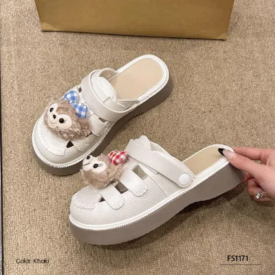 Gentle Touch Women’s Slippers